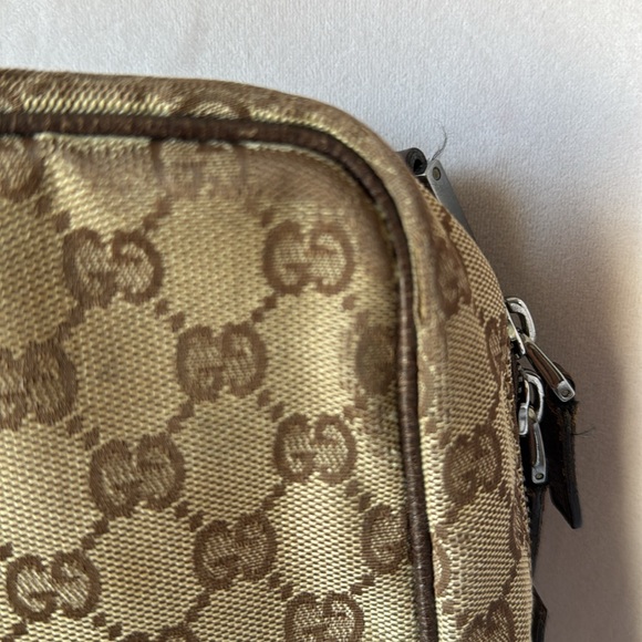Authentic Gucci Crossbody- 9" H 8" W & 3" D - Picture 5 of 15